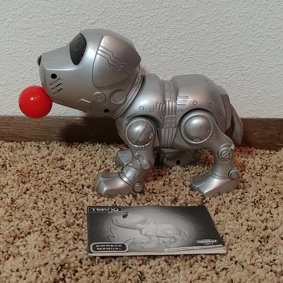 Tekno the Robot Puppy - Picture 2 of 8
